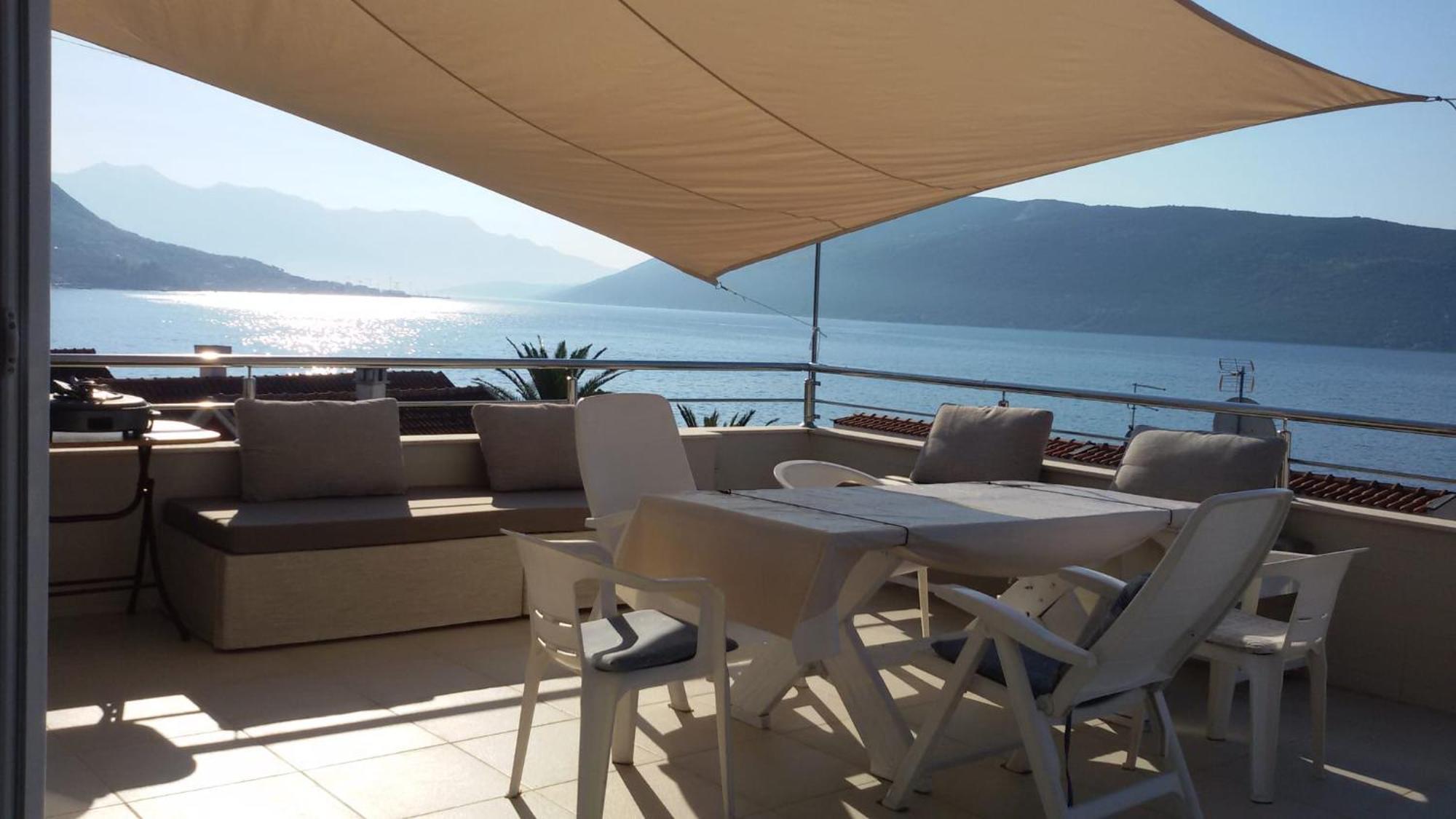 Sea View Apartments 헤르섹 객실 사진